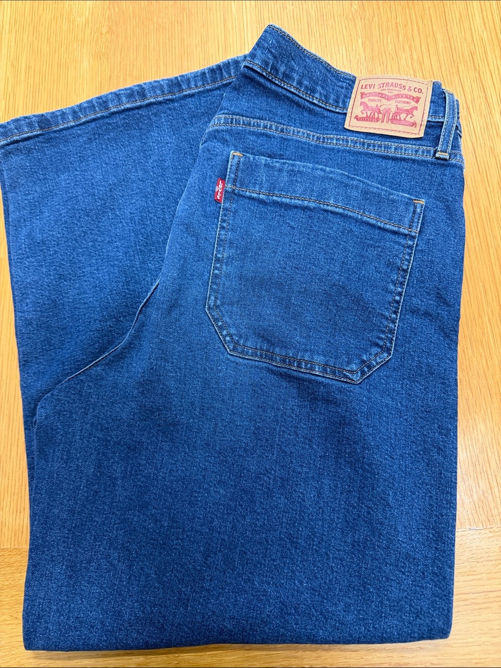 Levi’s mile high cropped wide leg button fly
